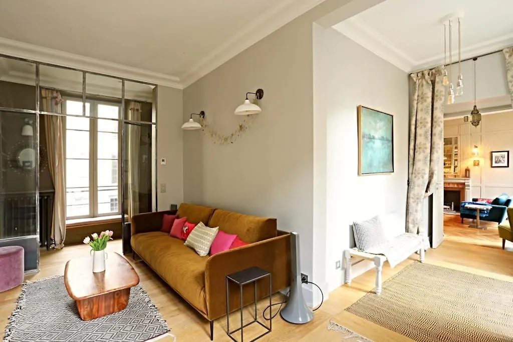 Beautiful Jardin Luxemboug Rue Ferou Apartment *