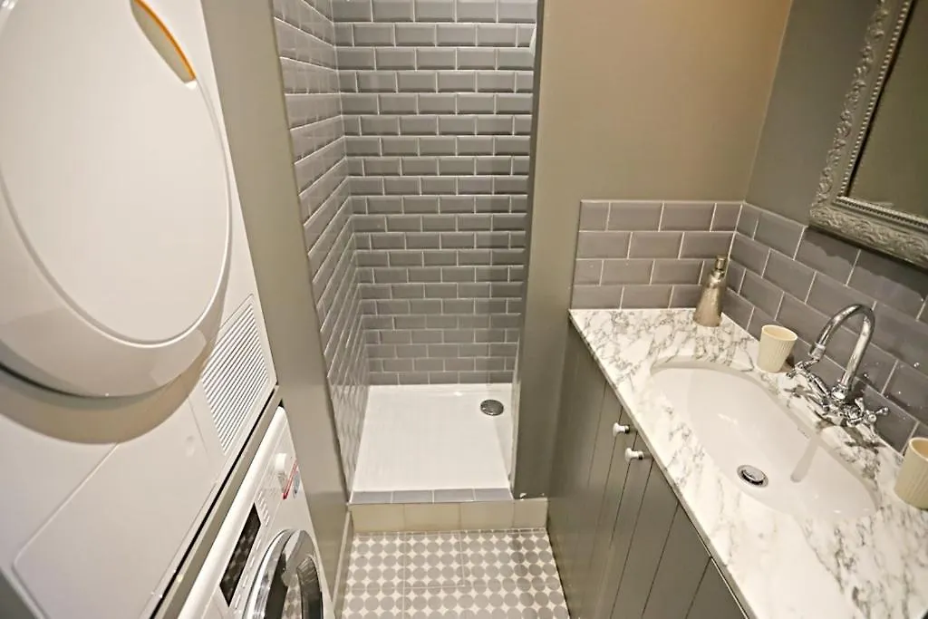 Apartment Beautiful Jardin Luxemboug Rue Ferou Paris