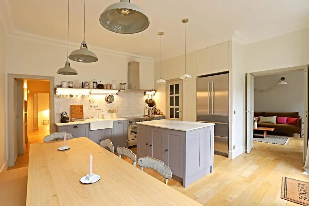 Beautiful Jardin Luxemboug Rue Ferou Apartament *