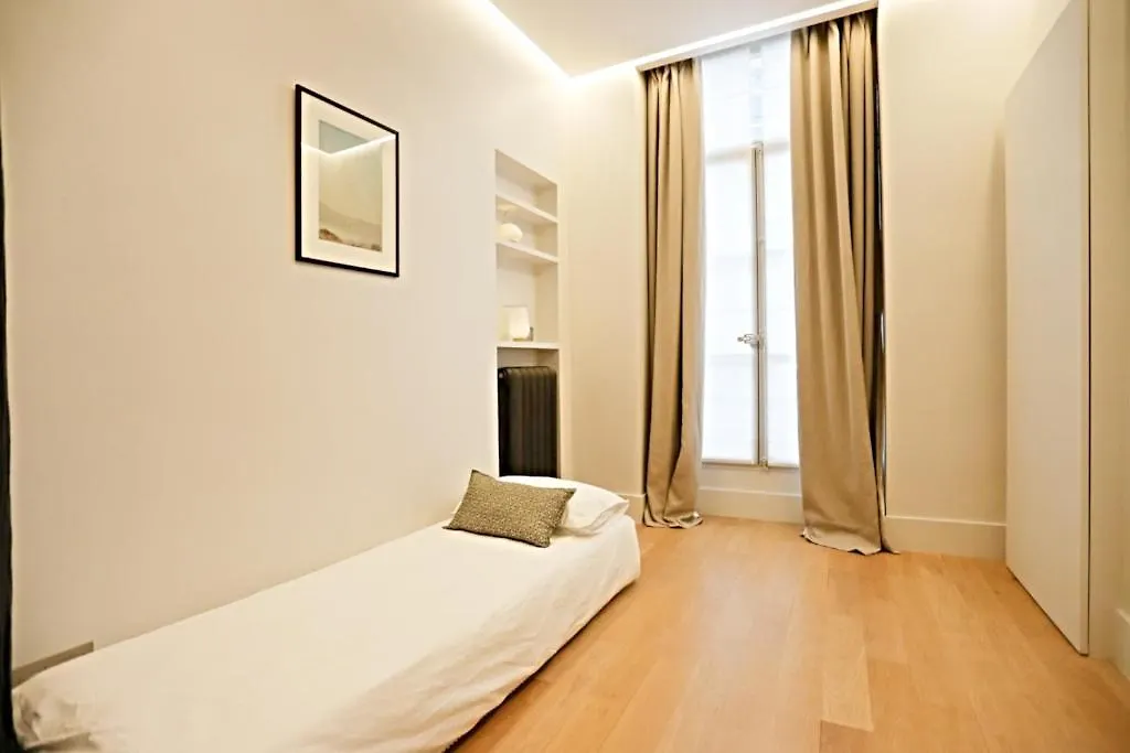 Apartament Beautiful Jardin Luxemboug Rue Ferou